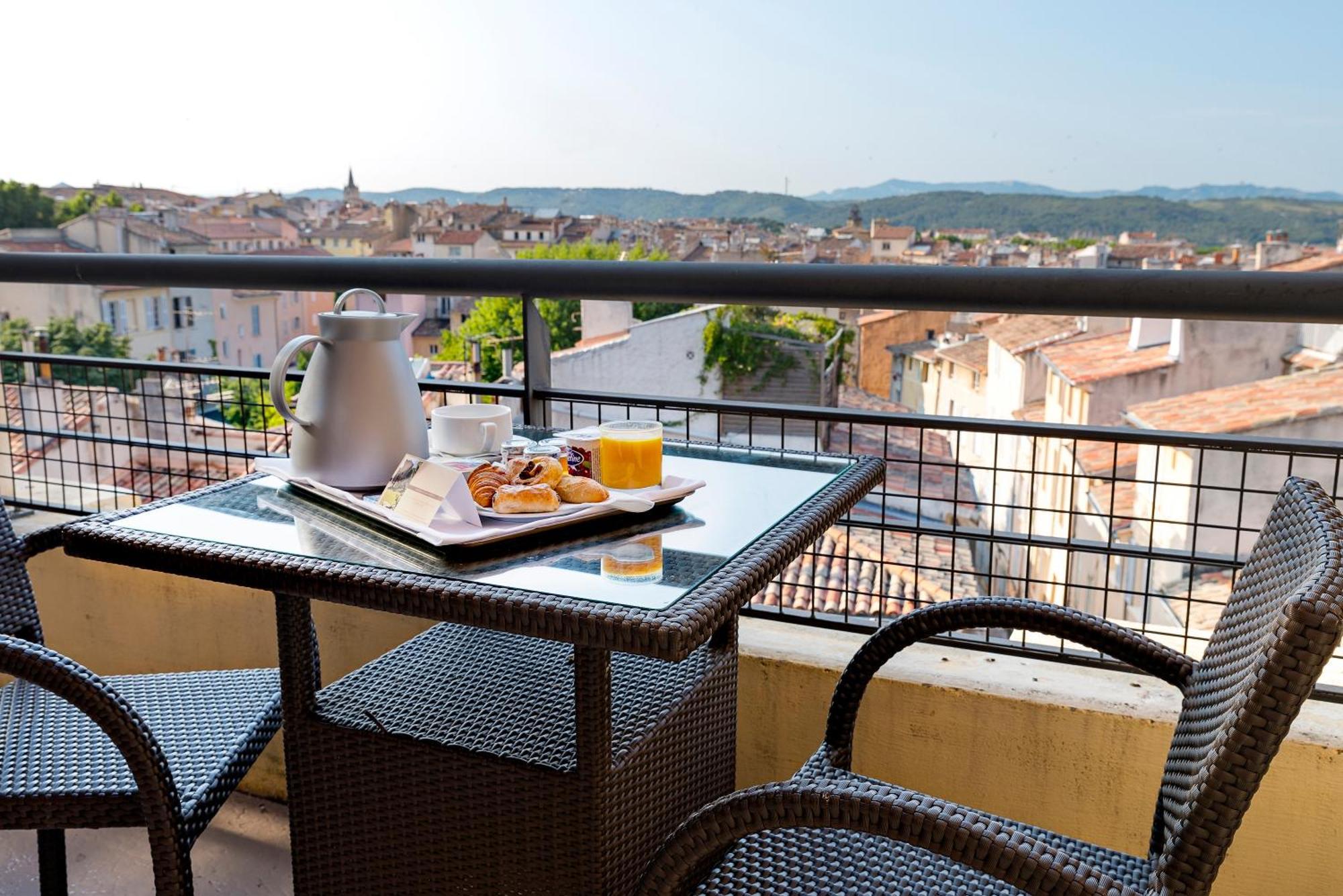 Privilege Tweepersoonskamer met 2 Aparte bedden en Balkon