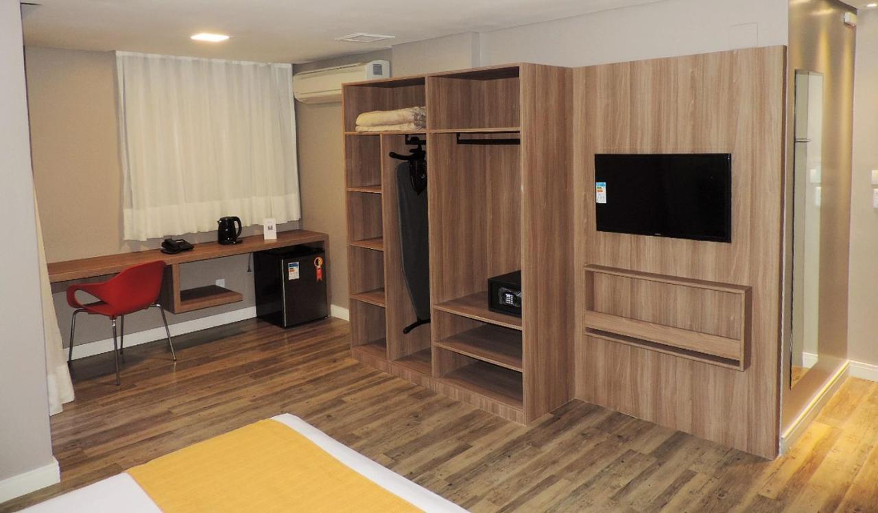 Quarto Queen Superior