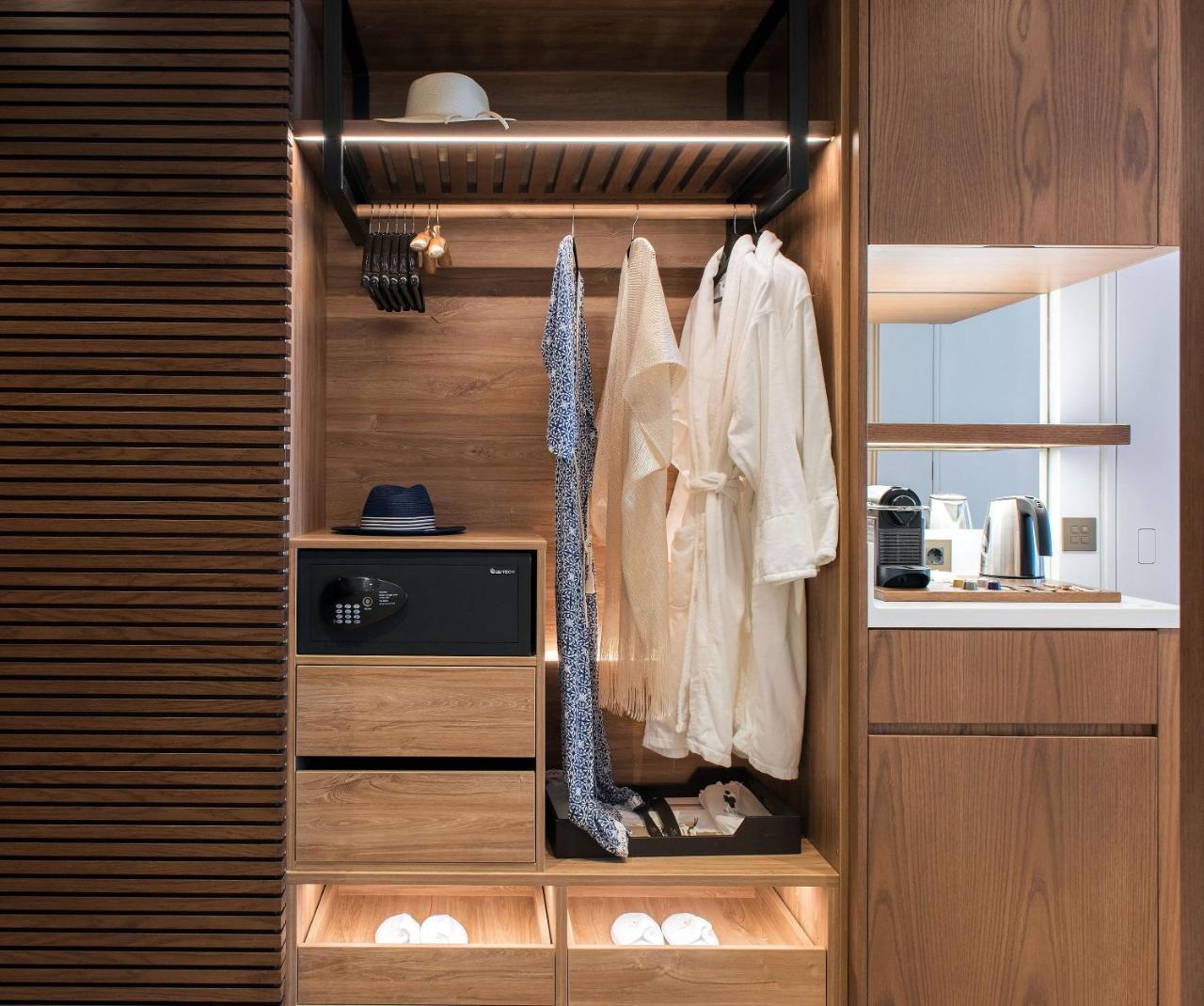 Deluxe Junior Suite met Uitzicht op Zee en Privézwembad