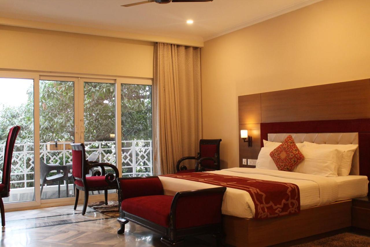 Luxury Room with Balcony