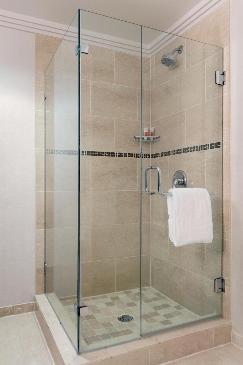 Quarto Superior com 2 Camas de Casal