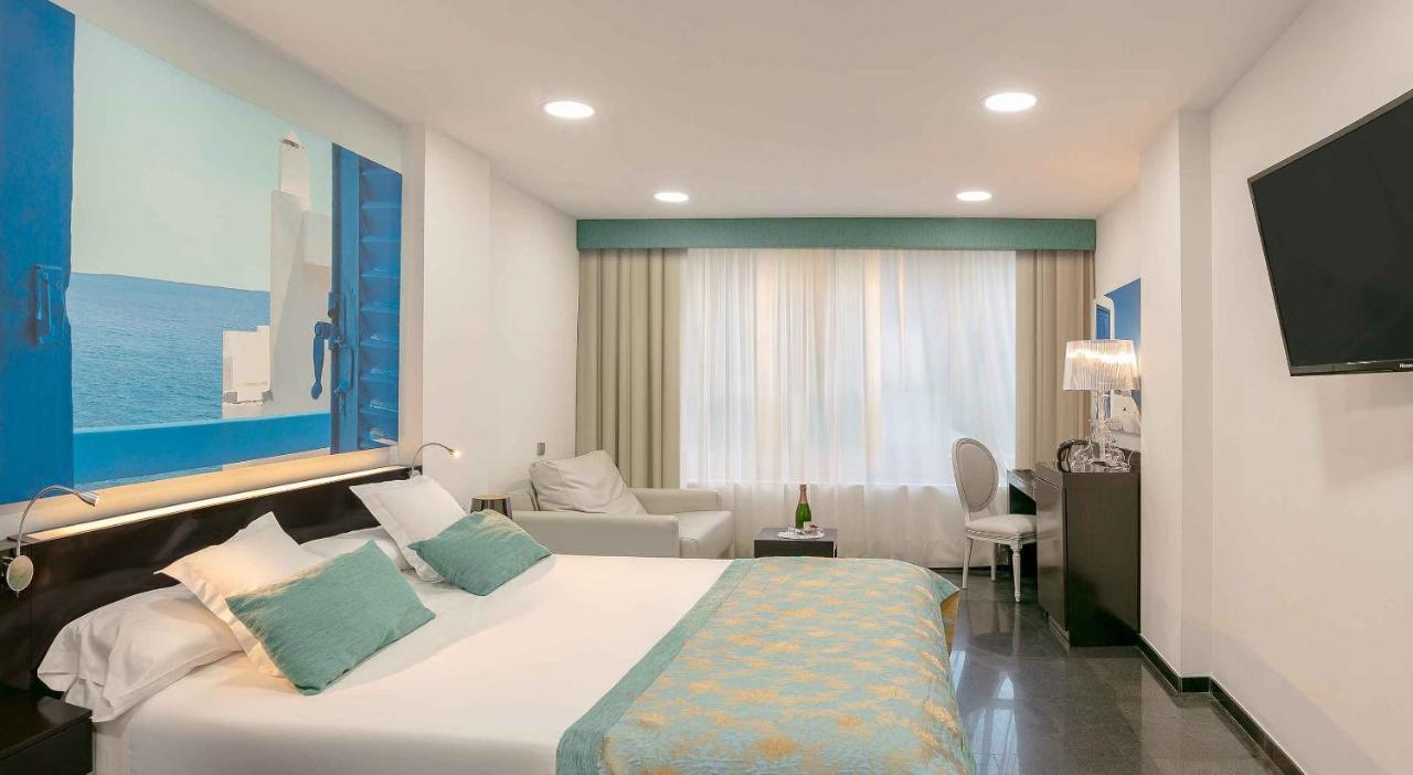 Standard Double Room (3 Adults + 1 Child)