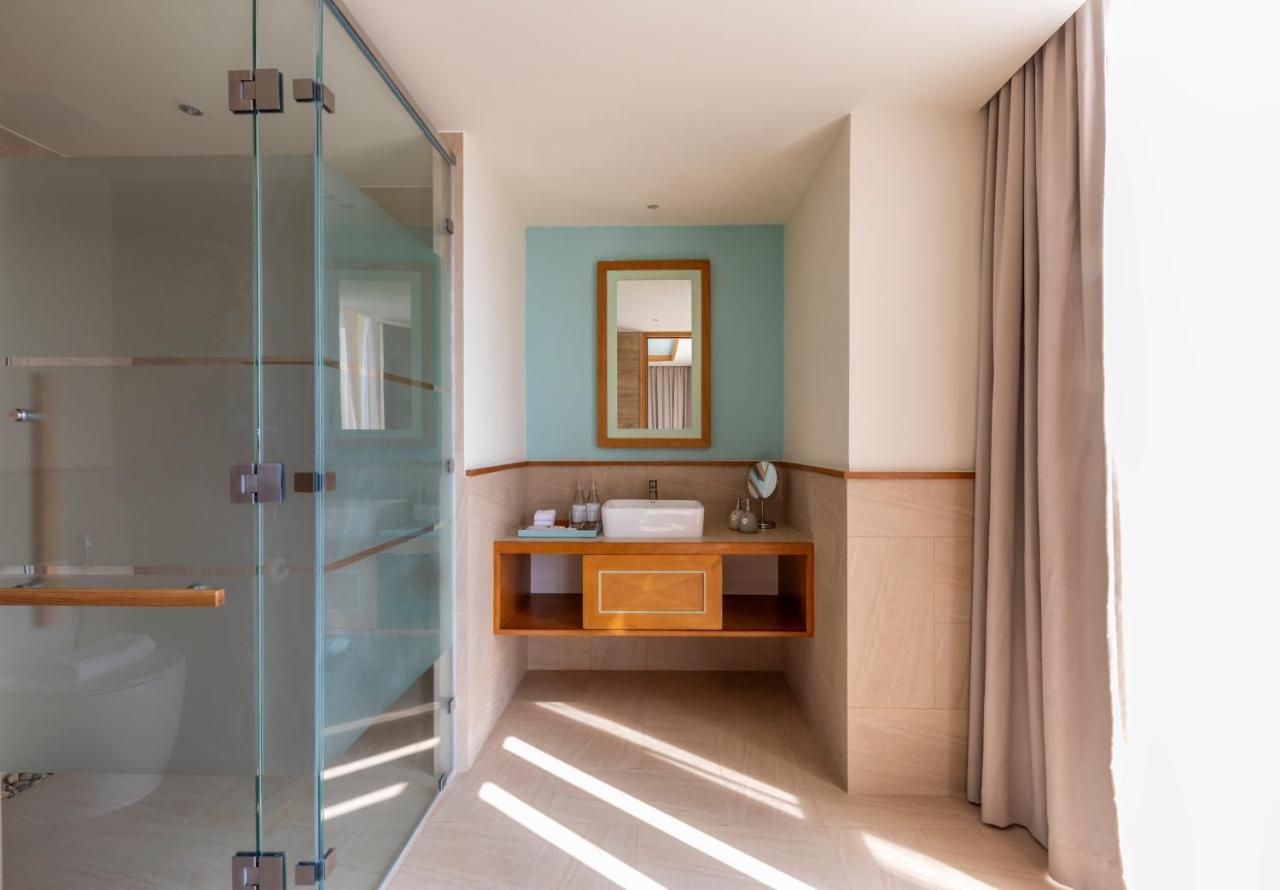 Fusion Studio Apartment with City View