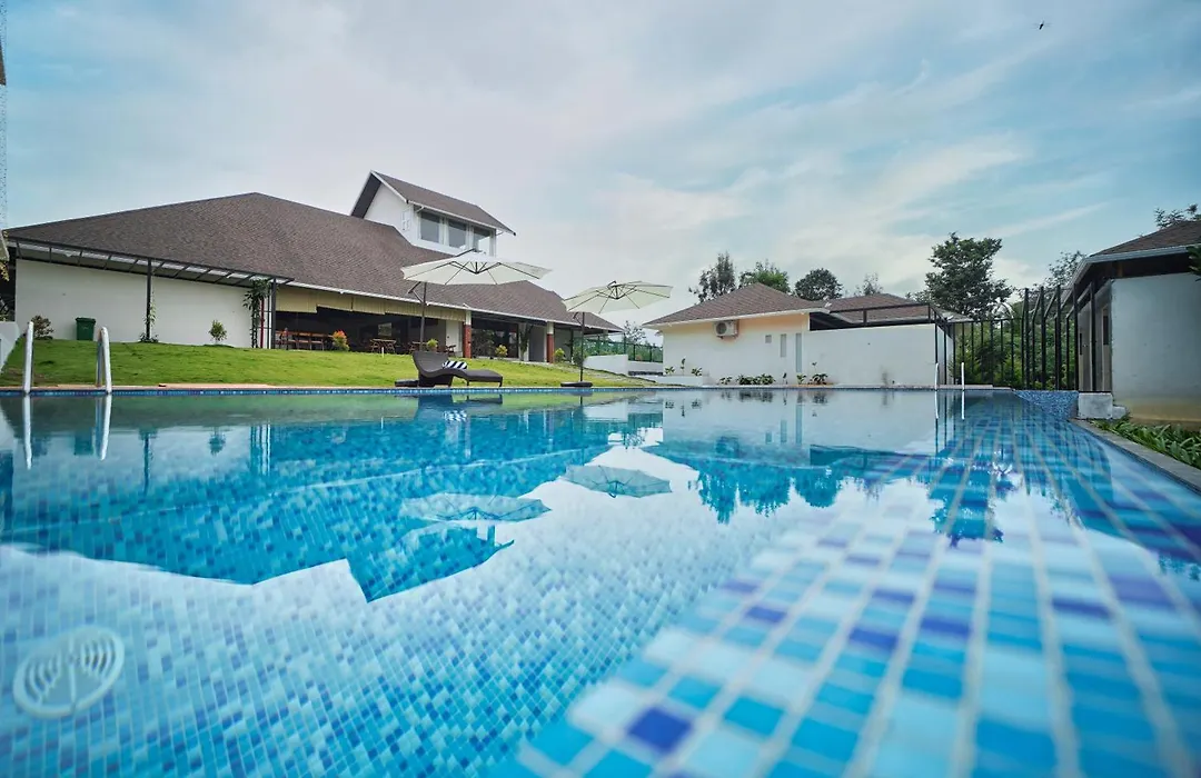 Jungle Bay Resorts & Spa-1