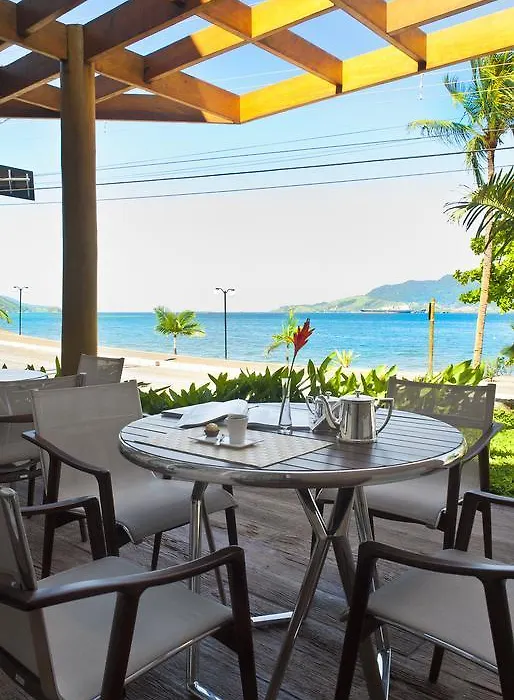 Abayomi Hotel-1