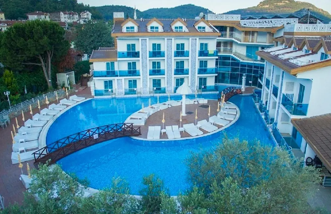 Ocean Blue High Class Hotel & Spa-1