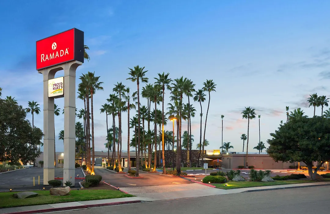 Ramada By Wyndham San Diego North Hotel & Conference Center-1