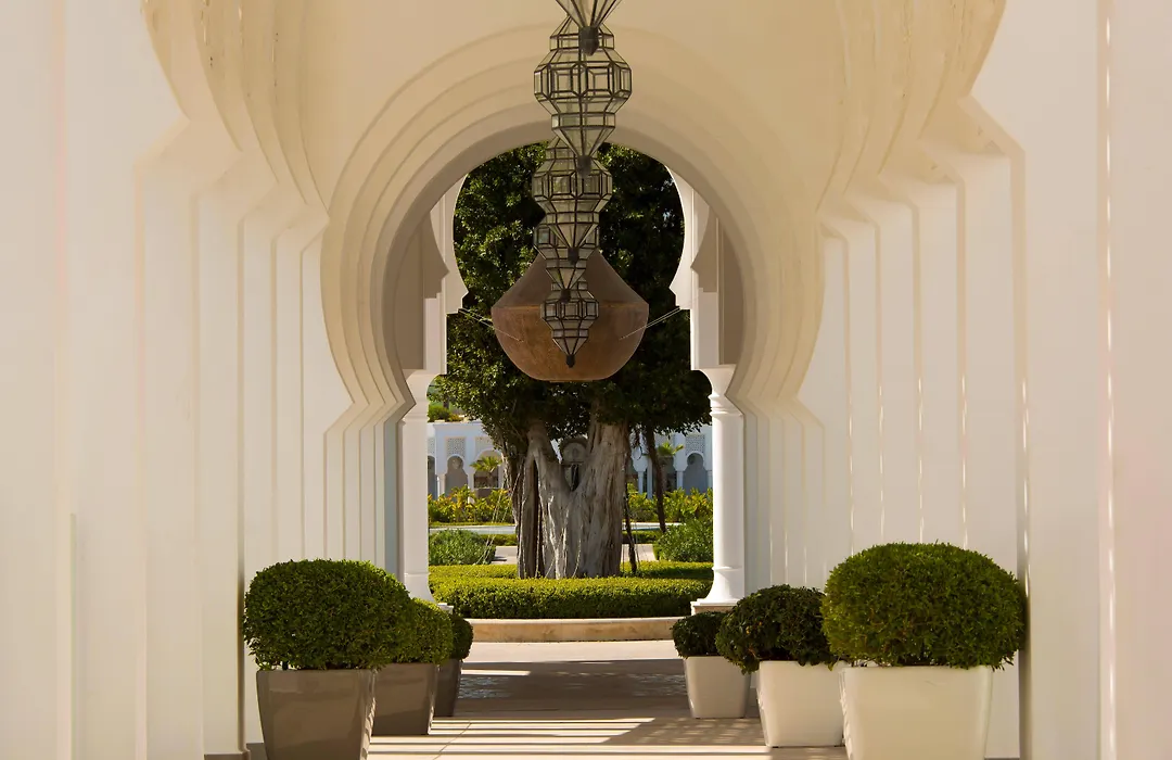 Banyan Tree Tamouda Bay-1