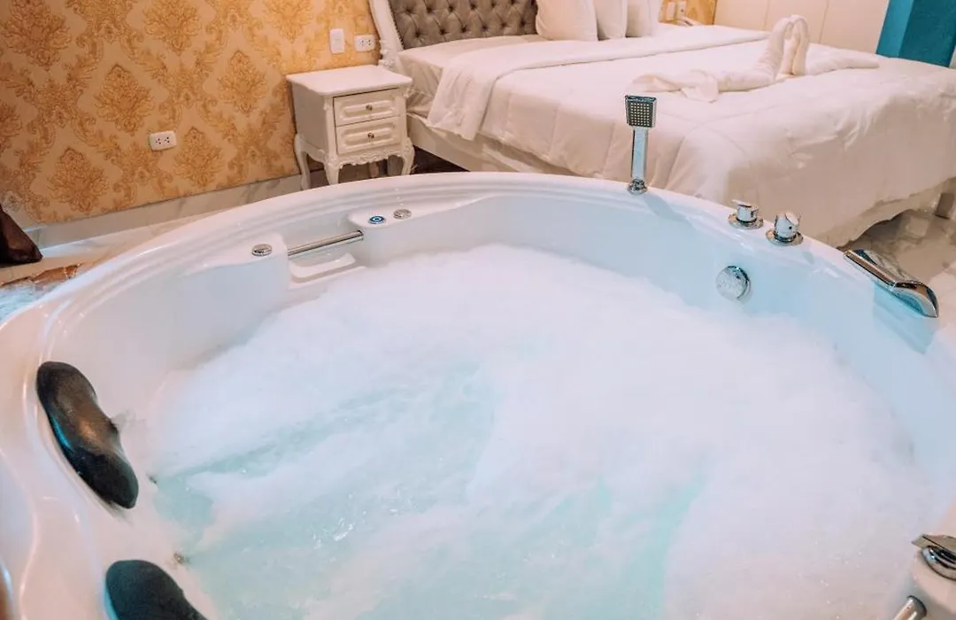 Lima Central Design Hotel Spa & Club-1