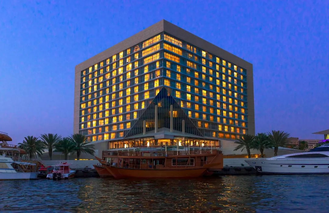 Sheraton Dubai Creek Hotel & Towers-1