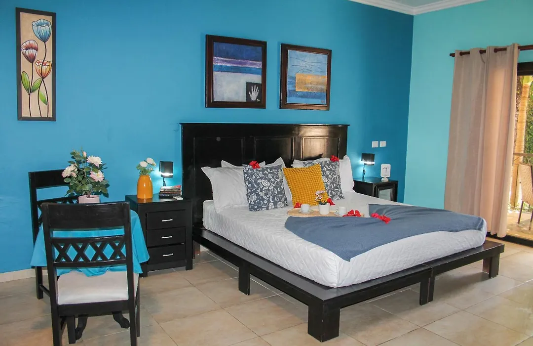 Hotel Plaza Brisas-1
