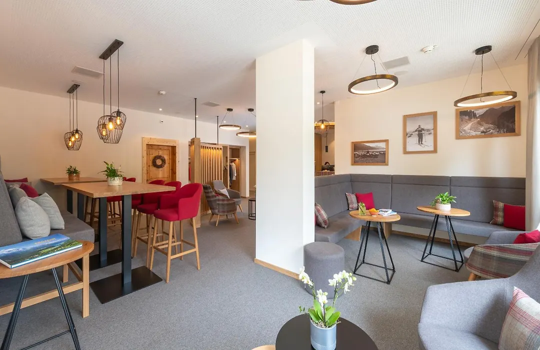 Berghotel Randolins-1