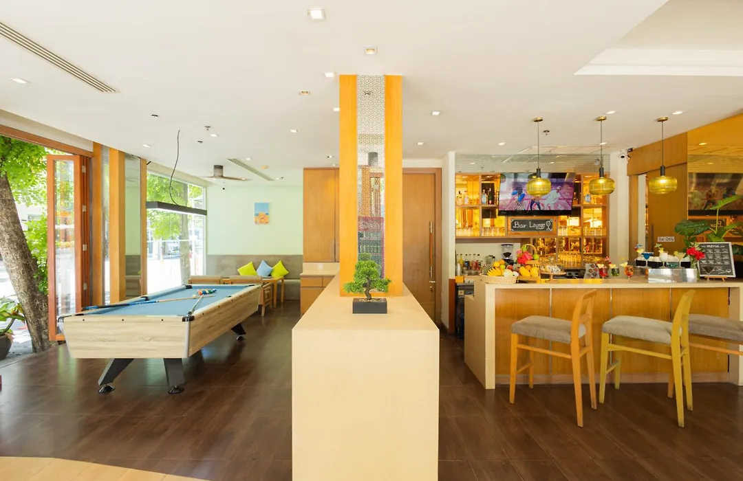 Ashlee Plaza Patong Hotel & Spa-1