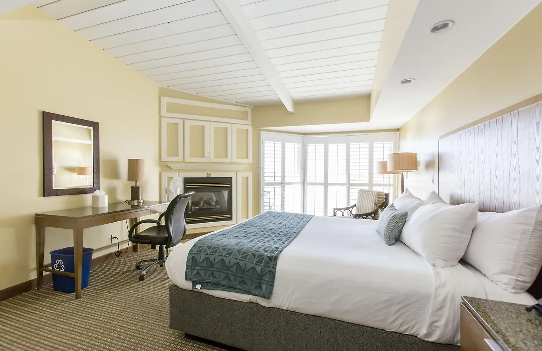 Inn At Morro Bay-1