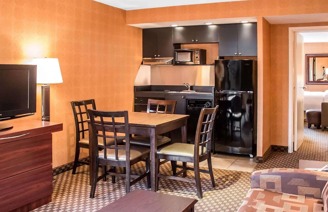 The Woodlands Inn-1