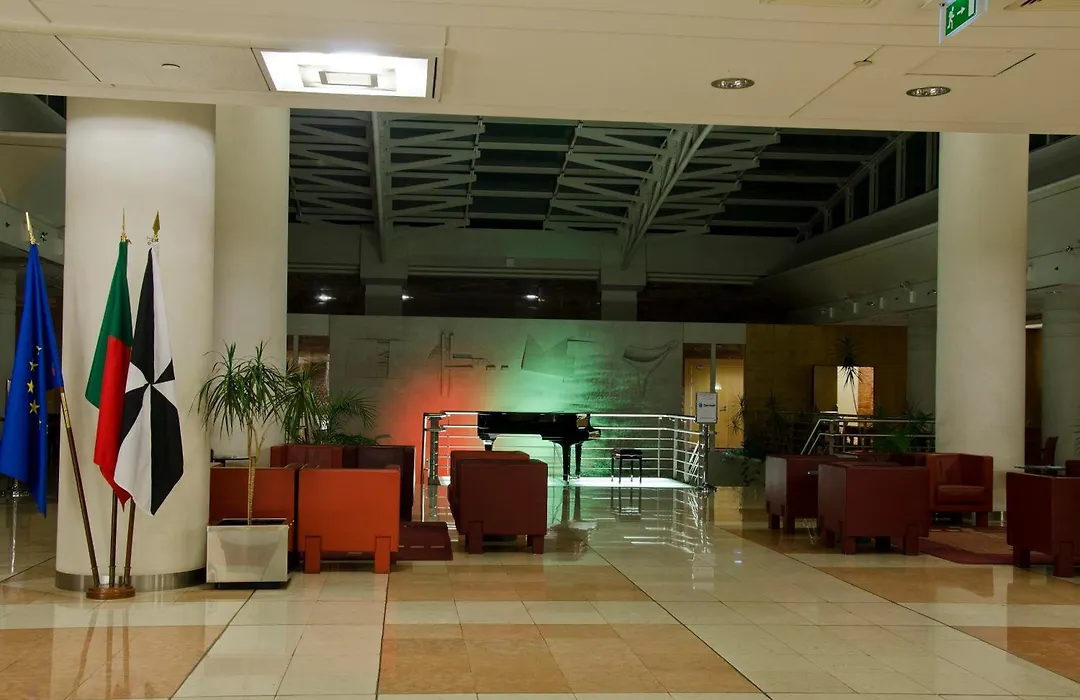 VIP Executive Entrecampos - Hotel&Conference-1