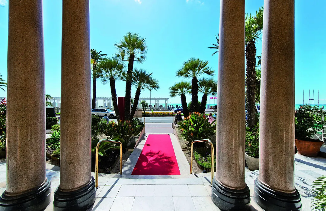 Hotel Le Royal Promenade Des Anglais-1