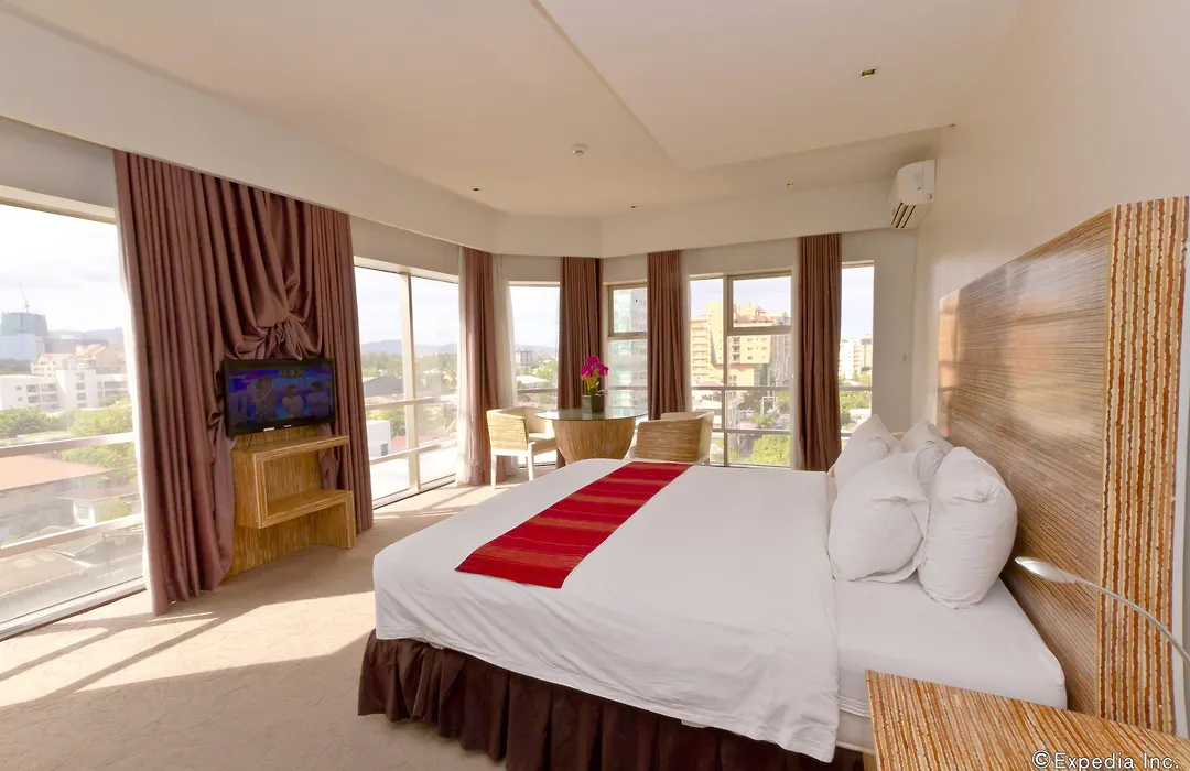 Castle Peak Hotel-1