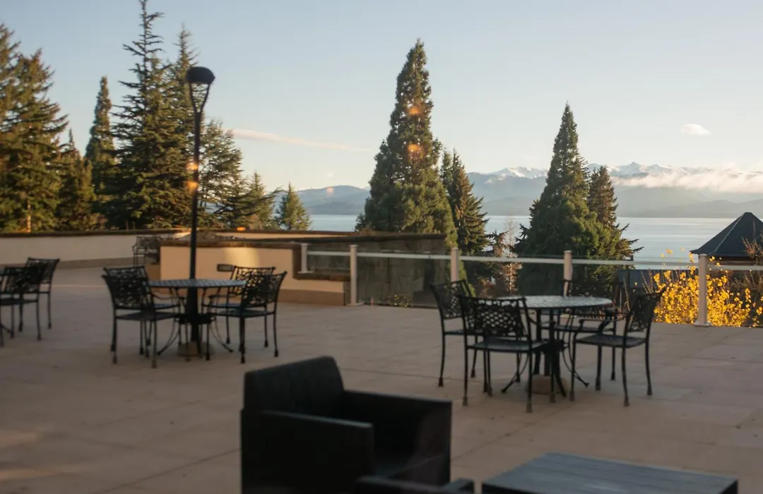 Huinid Bustillo Hotel & Spa-1