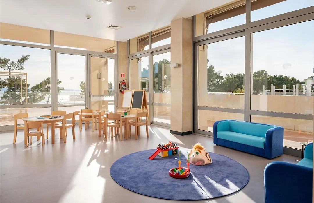 Valamar Meteor Hotel-1