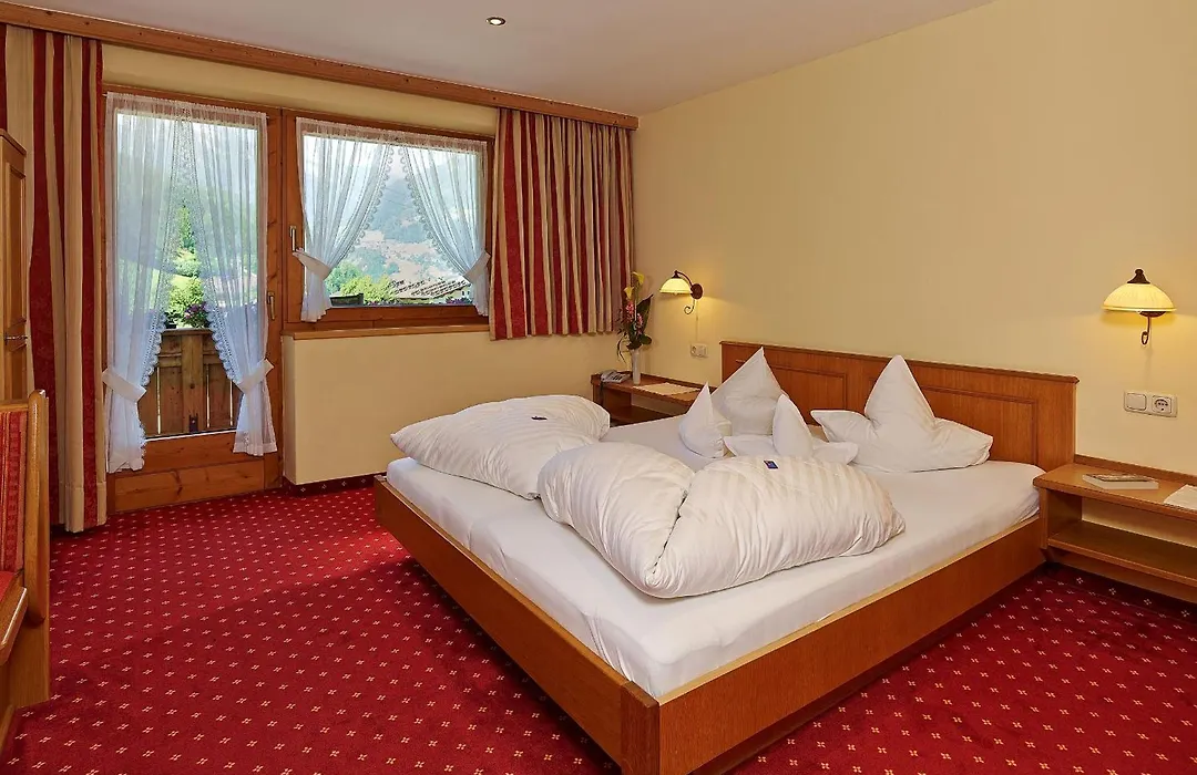 Hotel Laendenhof Superior-1