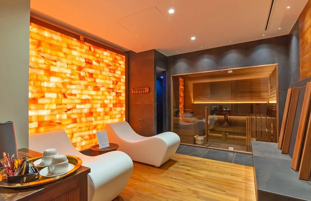 Hotel White-1