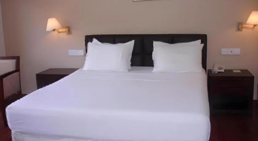 Devon Hotel-1