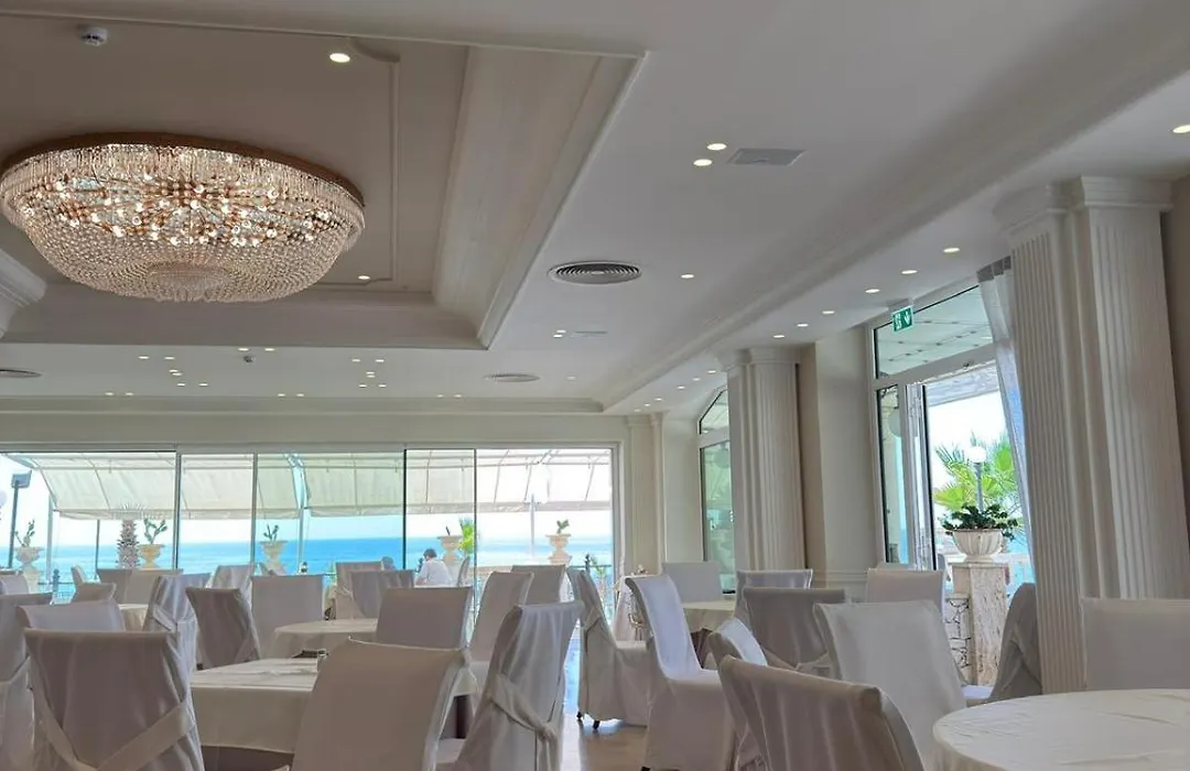 Hellenia Yachting Hotel&SPA-1