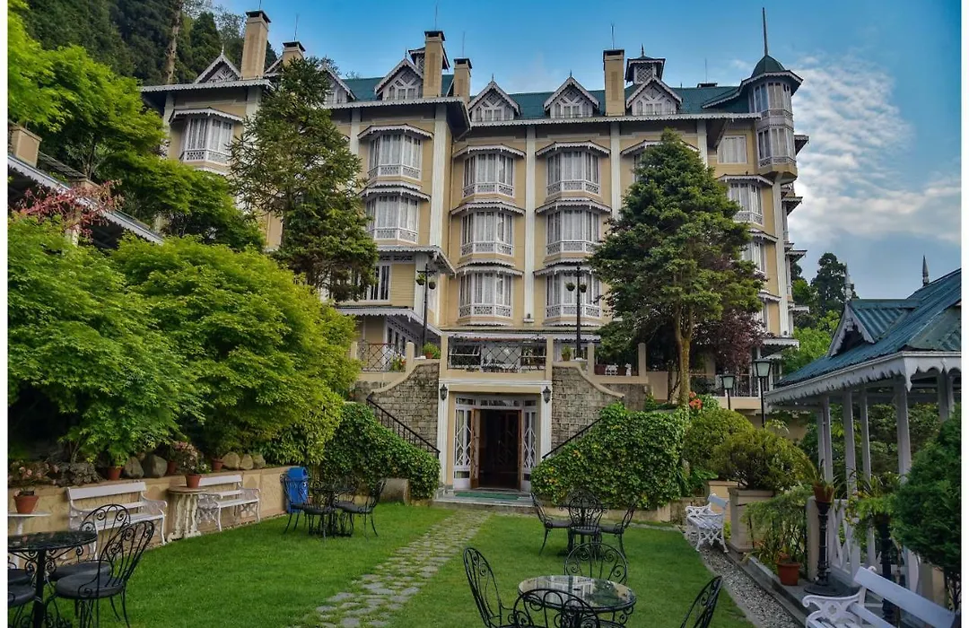 Cedar Inn-1