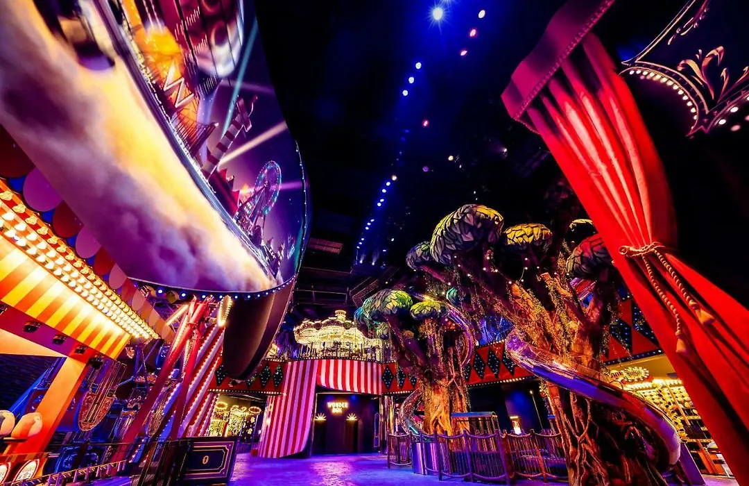 Art Paradiso, Paradise City-1