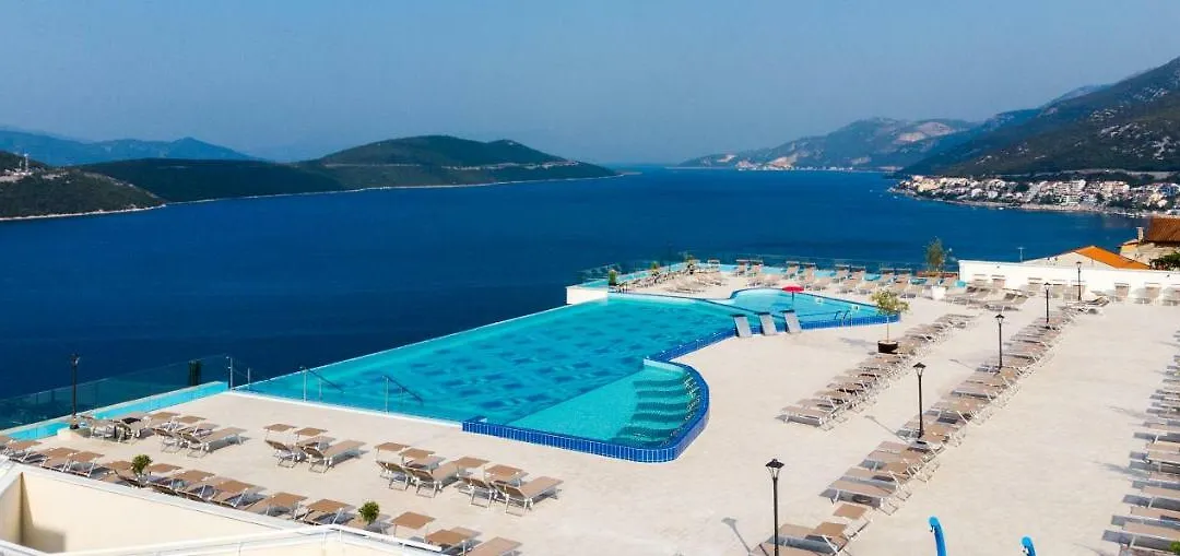 Grand Hotel Neum Wellness & Spa-1