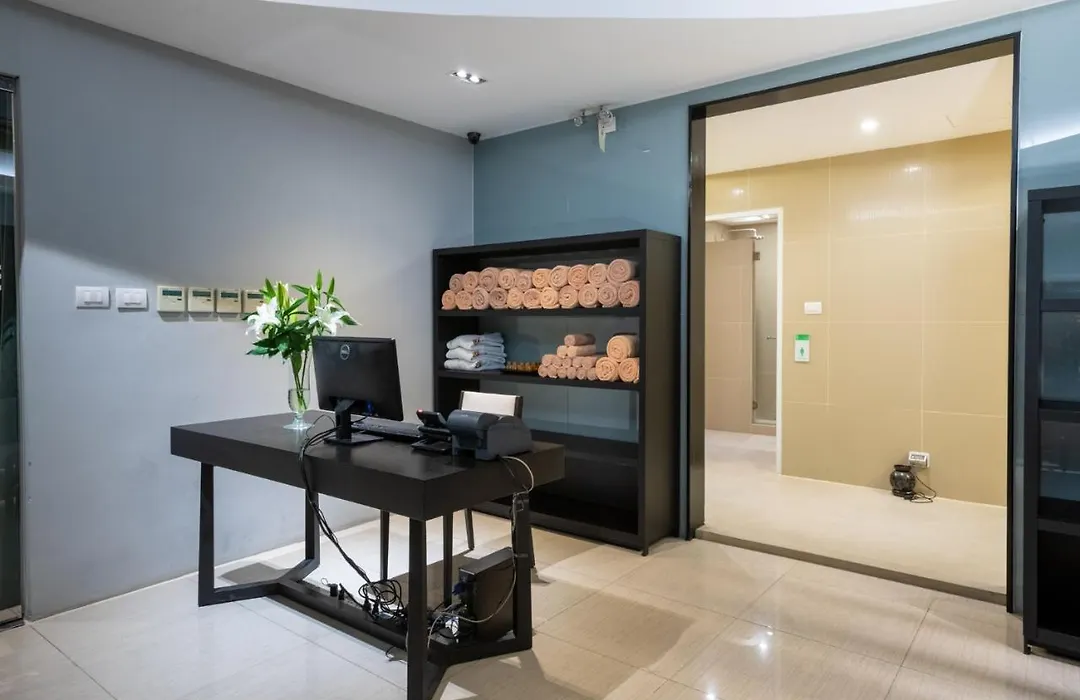 S Ratchada Leisure Hotel-1