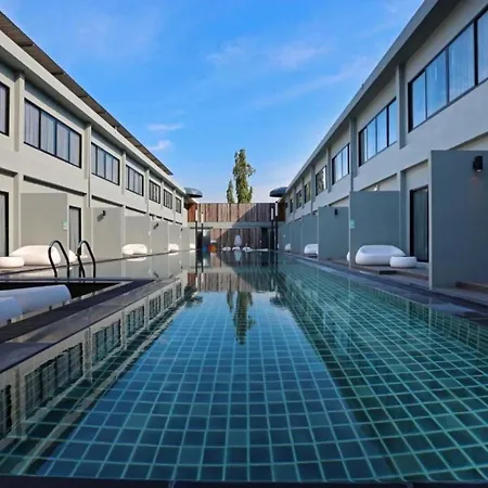 S Ratchada Leisure Hotel-3