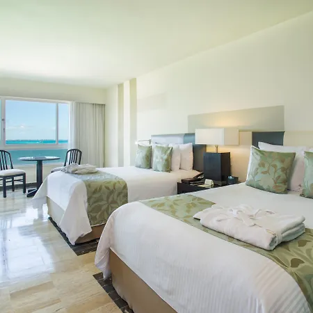 Dreams Sands Cancun Resort & Spa (Adults Only)-2