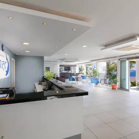 Club Shark Hotel-2