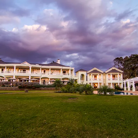 Hemingways Nairobi-2