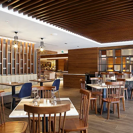 Bof Hotels Business-3