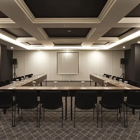 De Braga, Artotel Curated-3
