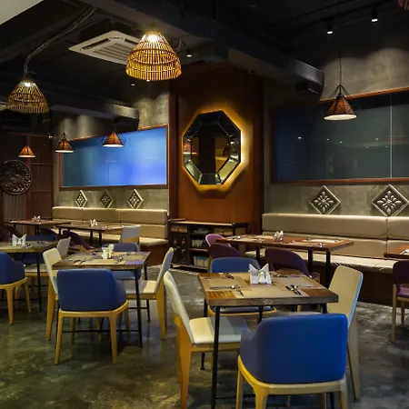 Clover Hotel Monivong-3
