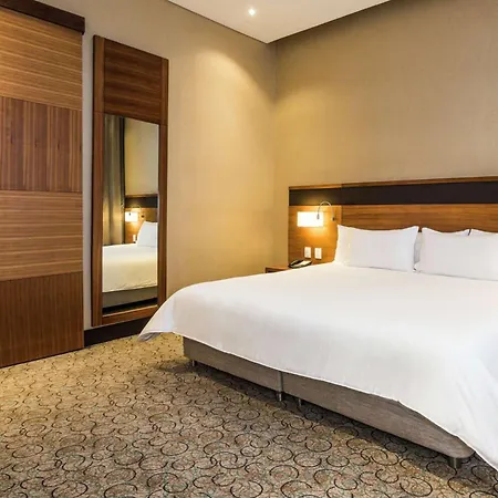 DoubleTree by Hilton Bogota Parque 93-3