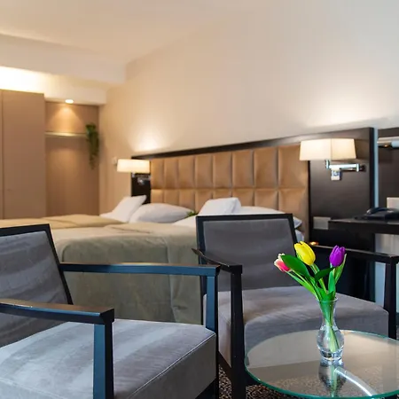 Hotel Avance-3