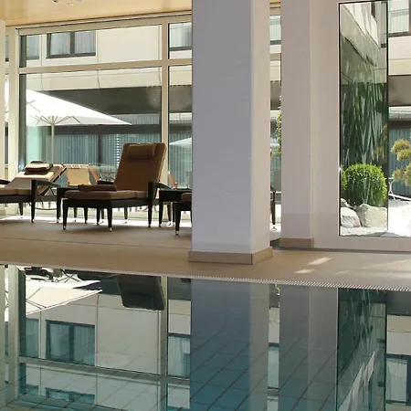 Ramada Nuernberg Parkhotel-2