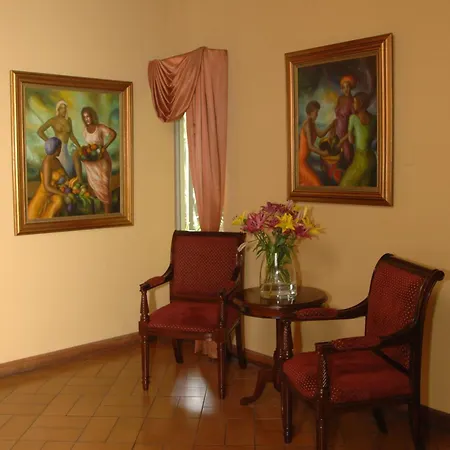 Hotel Villa Tournon-2