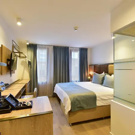 Hotel Rousseau Plus-2