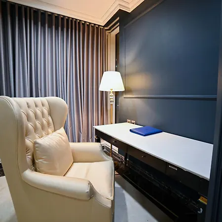 Seven Seas Hotel-3