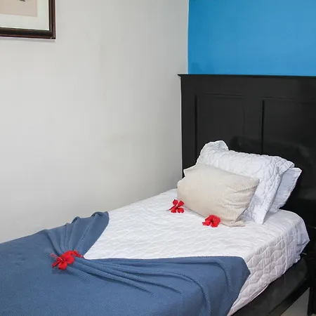 Hotel Plaza Brisas-3
