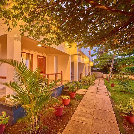 Solaris Beach View Resort & Spa By Voye Homes-2