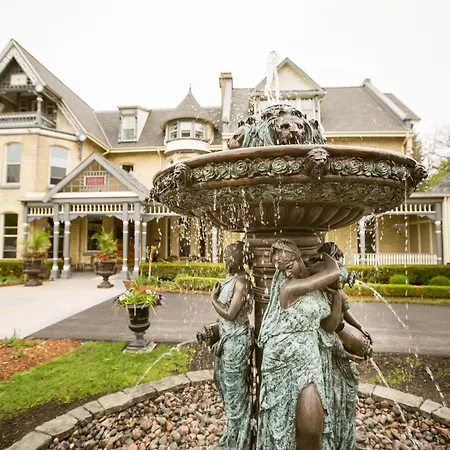 Idlewyld Inn & Spa-2