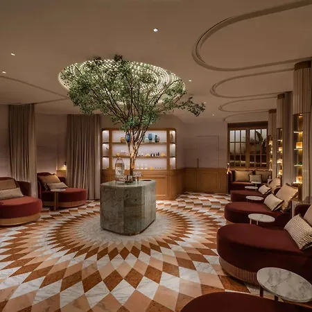Island Shangri-La, Hong Kong-2