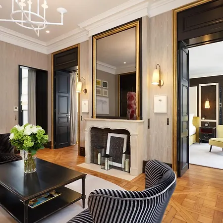 Le Pavillon De La Reine & Spa, Place Des Vosges-2